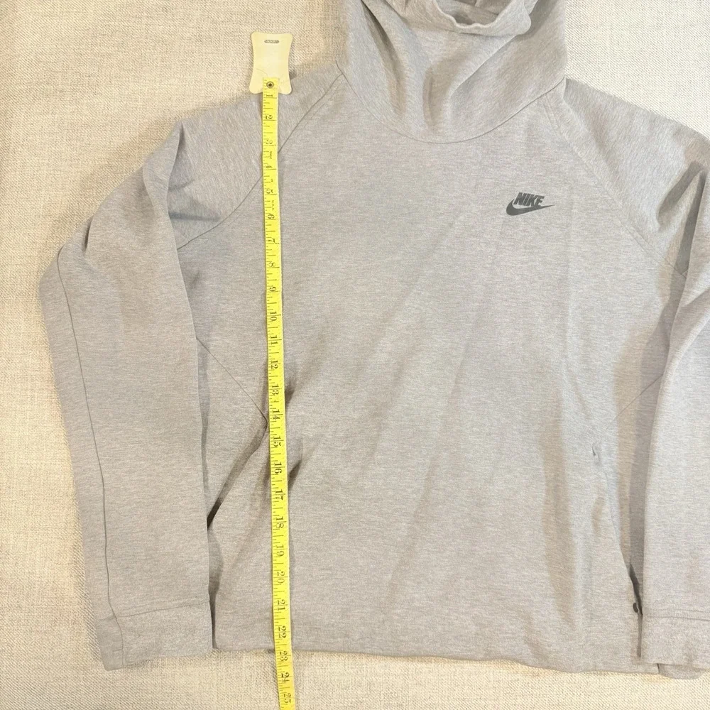 Nike Women's XL Gray Pullover Hoodie Funnel Neck Sweatshirt Athleisure